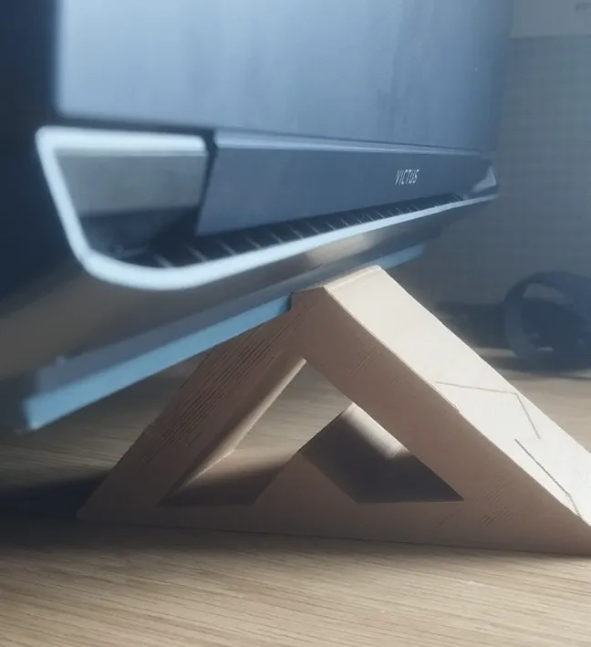 HP VICTUS/OMEN STAND - Gadgets, in stock in India
