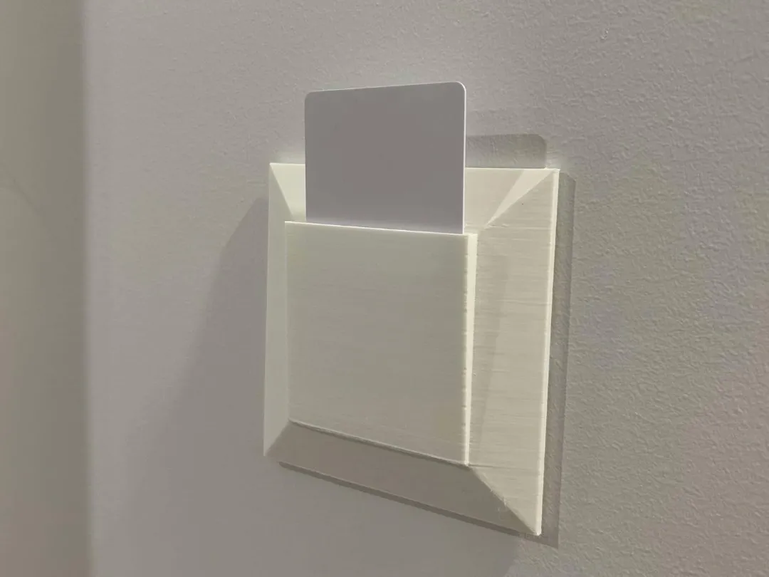 Card Holder Wall-Mounted, Clean