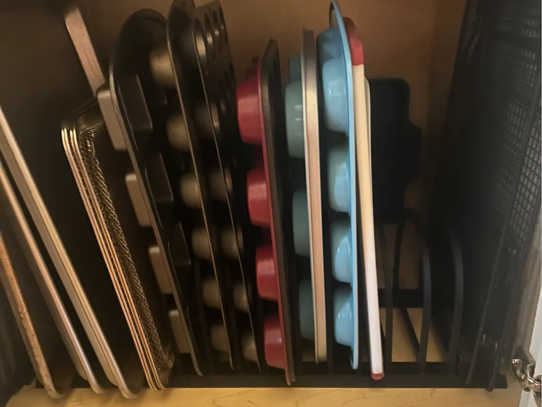 Baking Pan Organizer