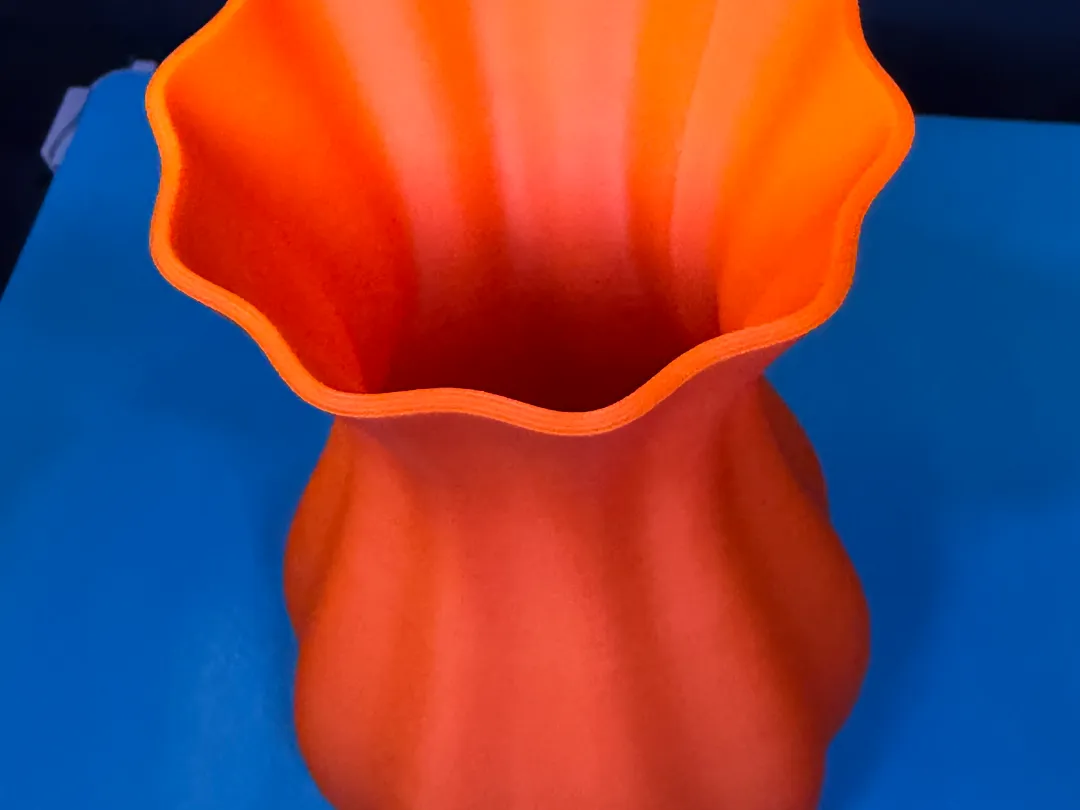 Modern Wave Vase-Organische Design Vase - Ribbed & Textured Vases, in stock in India