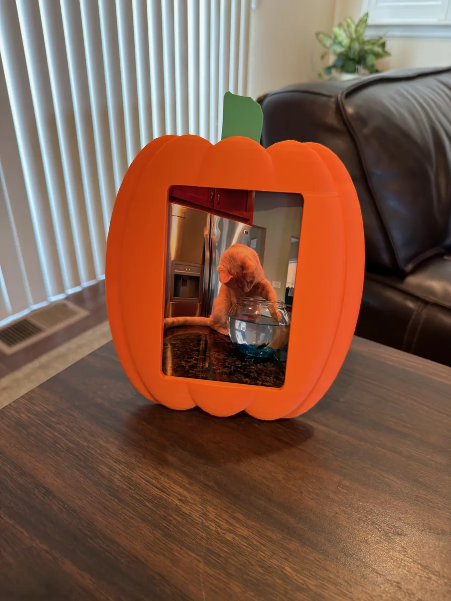 Pumpkin Frame for 4x6 picture, photo 2 of 4 - Pumpkin Frame for 4x6 picture Gifts & Occasions
