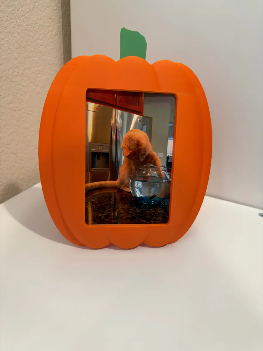 Pumpkin Frame for 4x6 picture, photo 3 of 4 - Pumpkin Frame for 4x6 picture Gifts & Occasions
