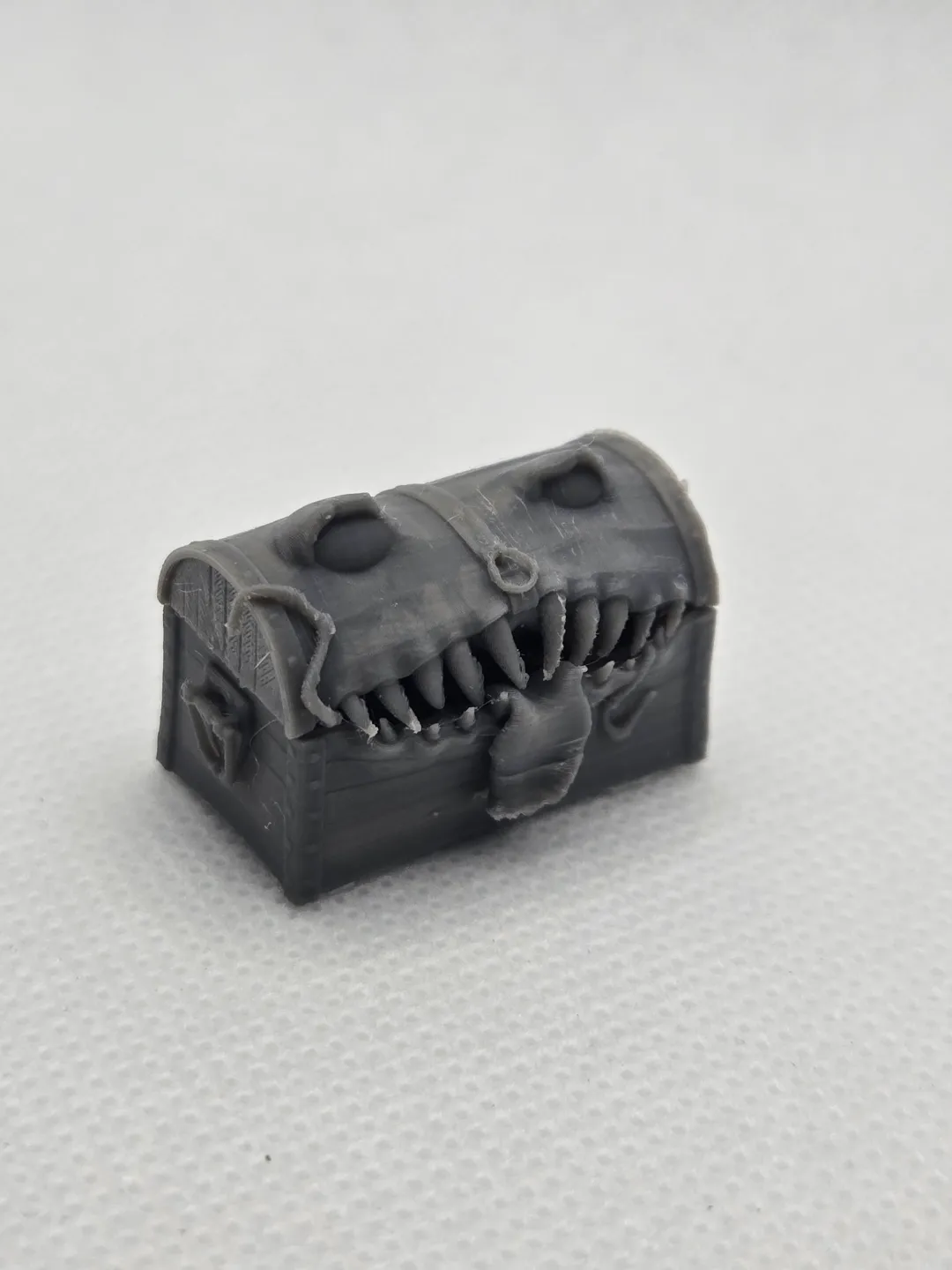 Tiny High Detail Mimic Box