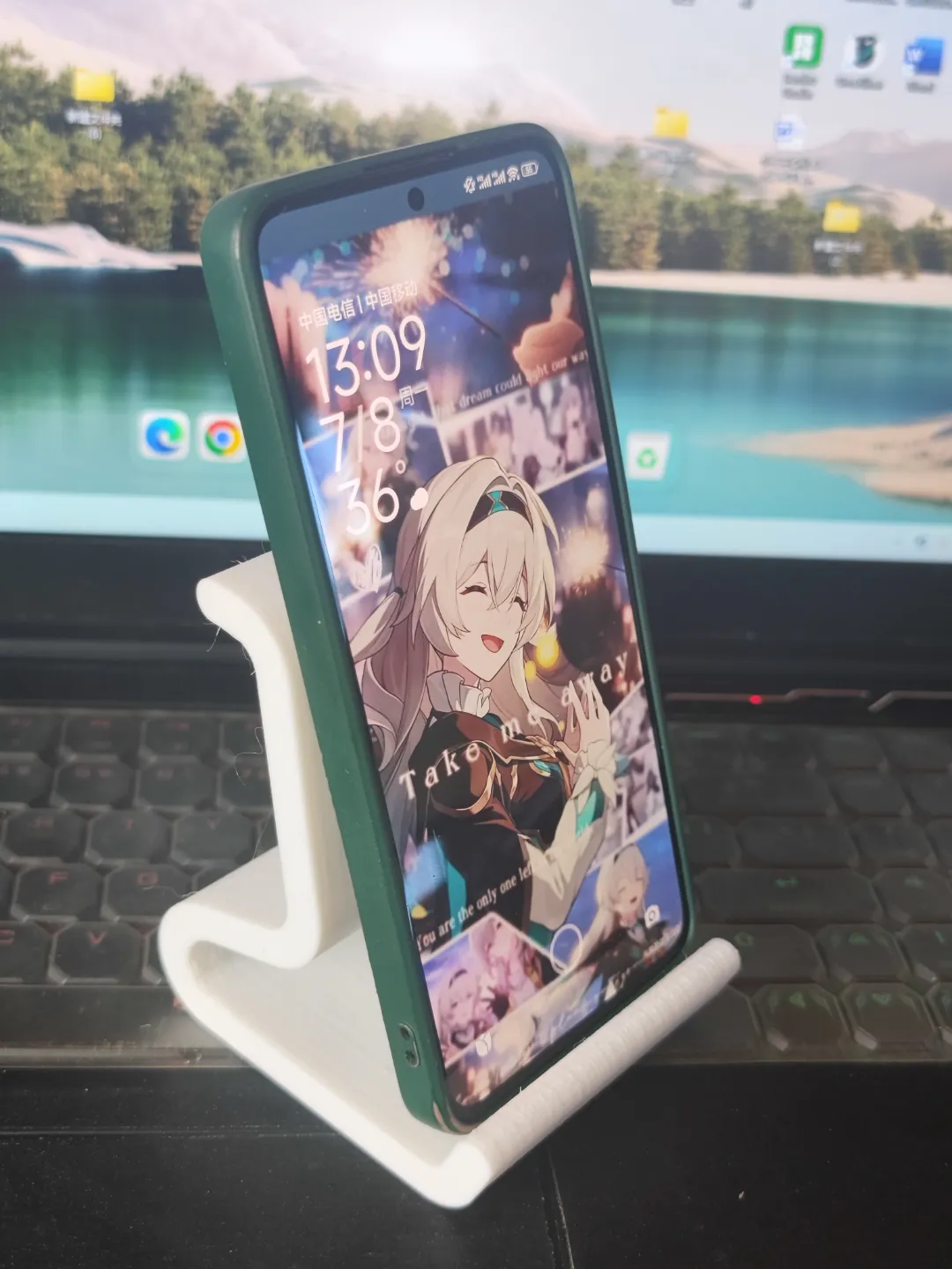 Phone and Tablet Stand, photo 4 of 4 - Phone and Tablet Stand Tools