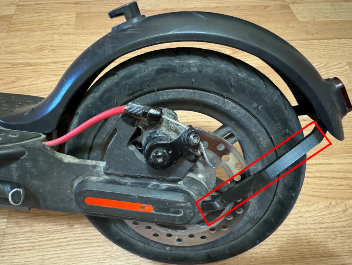 Scooter Rear Wing Wheel Support
