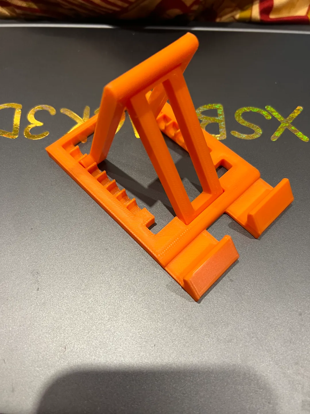 Phone Stand with Tilt Adjustment, photo 2 of 4 - Phone Stand with Tilt Adjustment Tools
