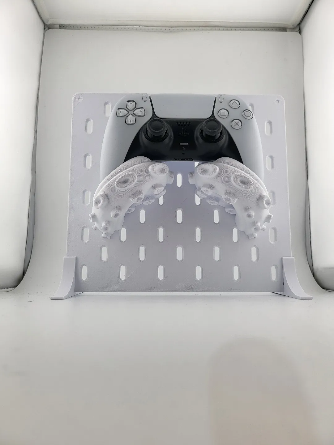 ps5 controller Ikea Skadis holder stand game room, photo 2 of 4 - ps5 controller Ikea Skadis holder stand game room Tools