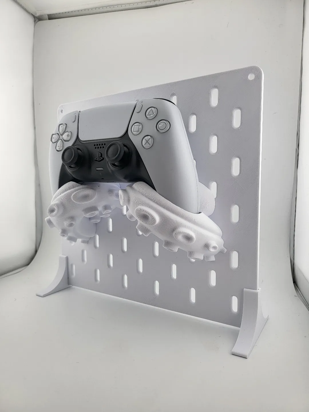ps5 controller Ikea Skadis holder stand game room, photo 3 of 4 - ps5 controller Ikea Skadis holder stand game room Tools