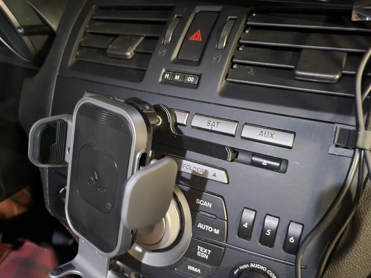Car CD Slot Ball Mount, 17mm Ball, photo 4 of 4 - Car CD Slot Ball Mount, 17mm Ball Car & Vehicle