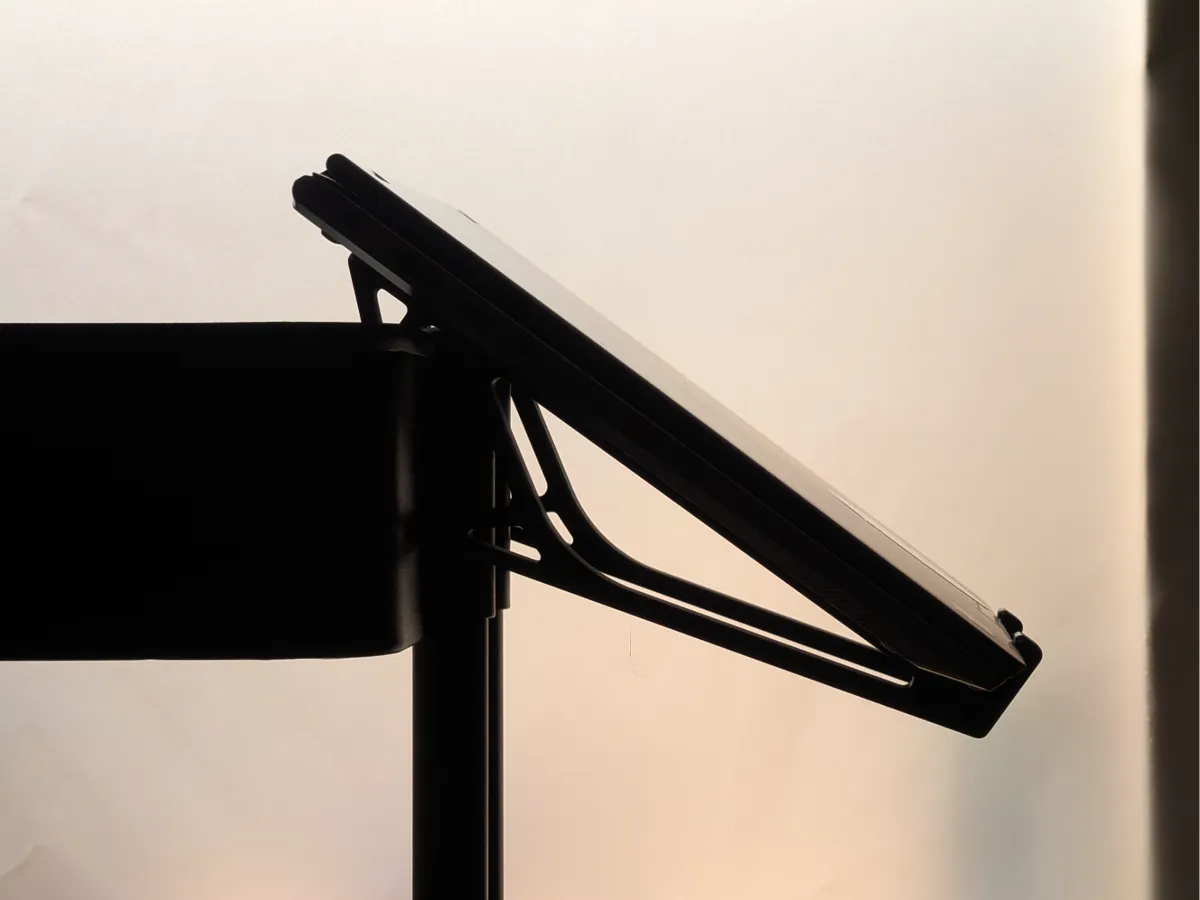 SVÄVA, A hanging laptop stand for the IKEA RÅSKOG