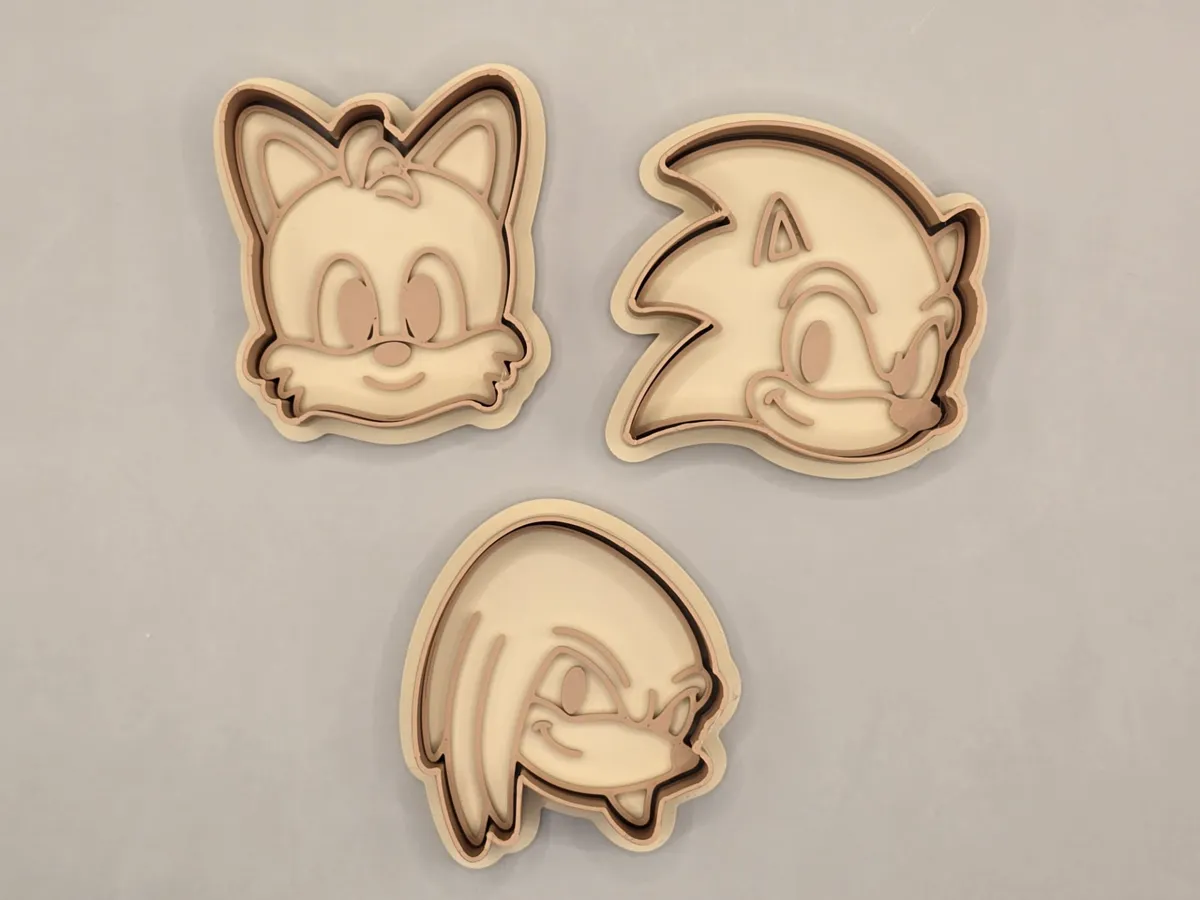 Sonic Tails Knuckles Cookie Cutter Stamp Set