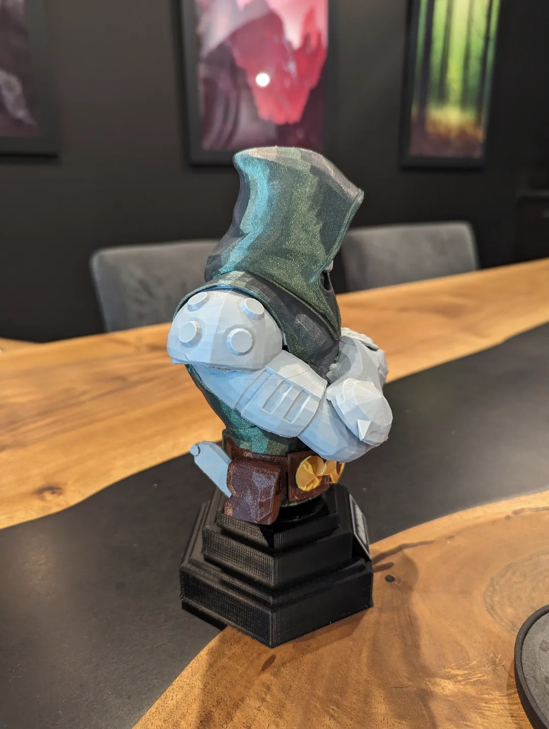 Dr. Doom Bust (Colored), photo 3 of 4 - Dr. Doom Bust (Colored) Figurines & Collectibles