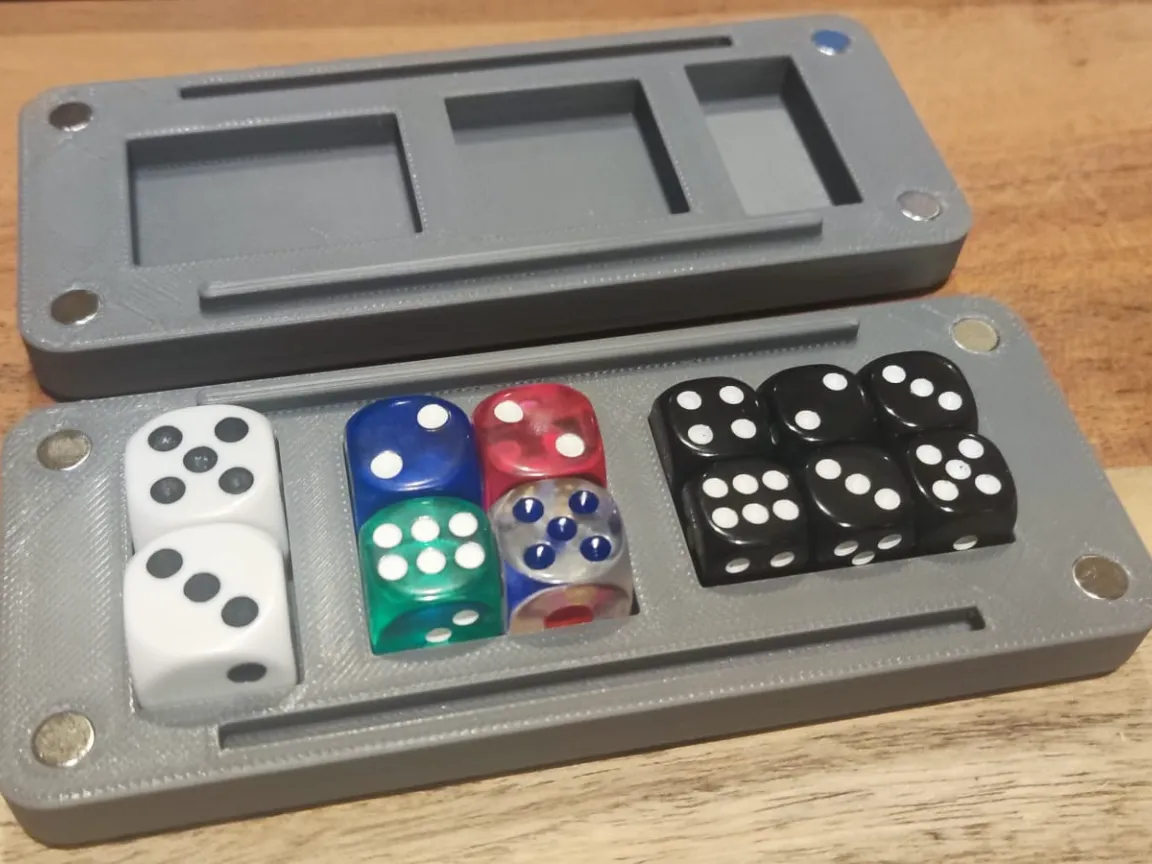 Multi Dice box travel case
