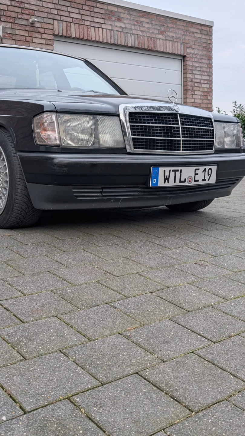 Mercedes 190 W201 Bumper Cover, photo 4 of 4 - Mercedes 190 W201 Bumper Cover Hobby & DIY