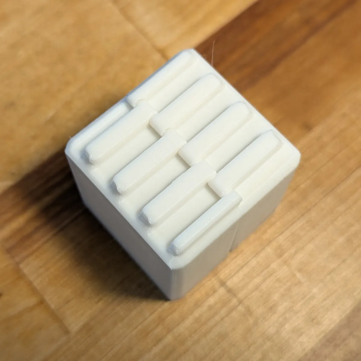 Gridfinity Hinged 1x1x6 Box, photo 4 of 4 - Gridfinity Hinged 1x1x6 Box Tools