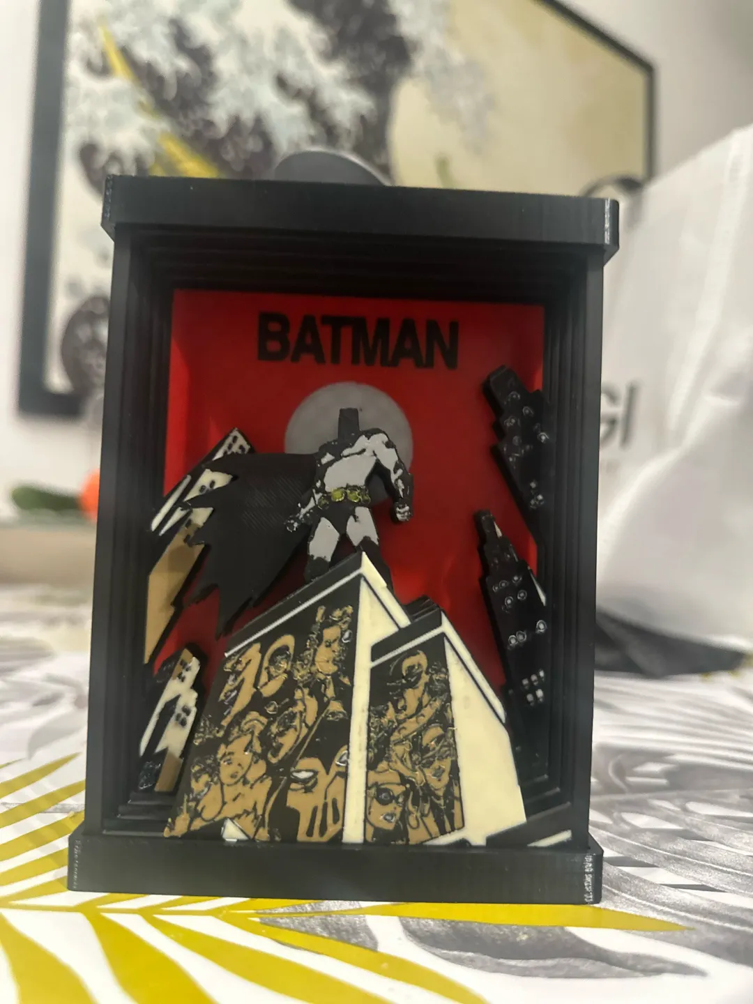 Parallax Art: The Dark Knight, photo 3 of 3 - Parallax Art: The Dark Knight Figurines & Collectibles