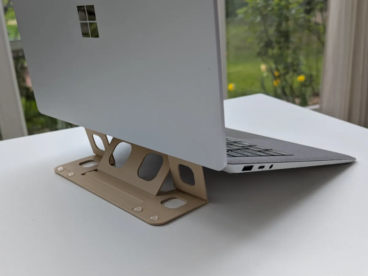 Foldable PLA Laptop Stand