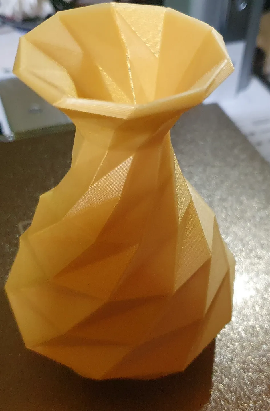 Low poly vase/váza
