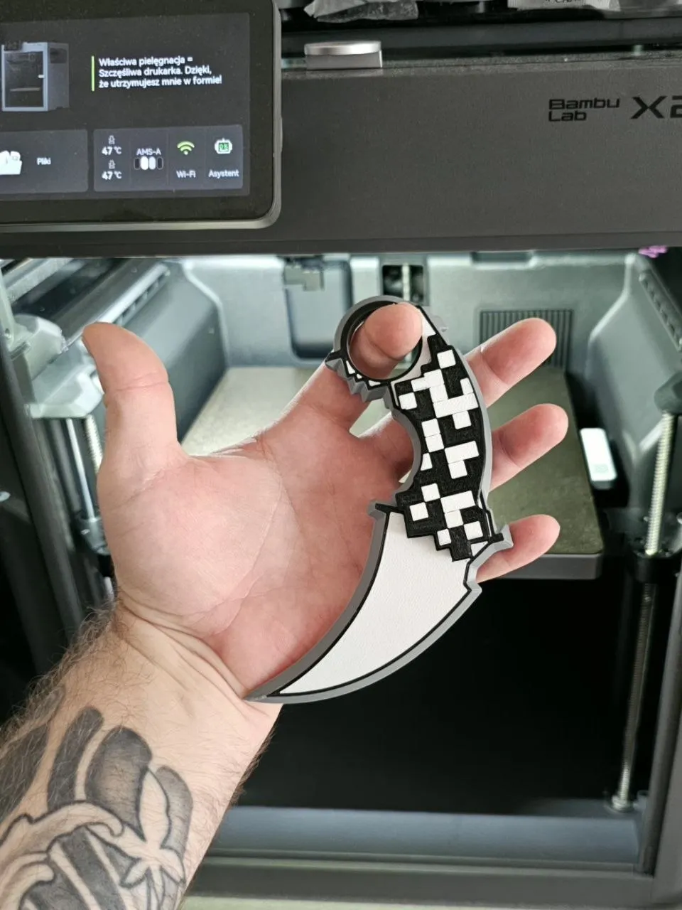 Folding Karambit, Assembly Model, photo 2 of 3 - Folding Karambit, Assembly Model Toys & Games