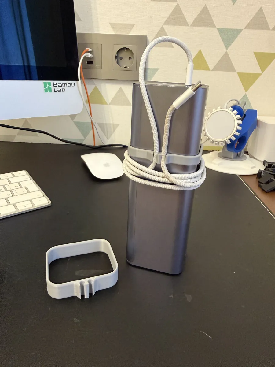 Cable Holder for Baseus 145W Power Bank, photo 4 of 4 - Cable Holder for Baseus 145W Power Bank Tools