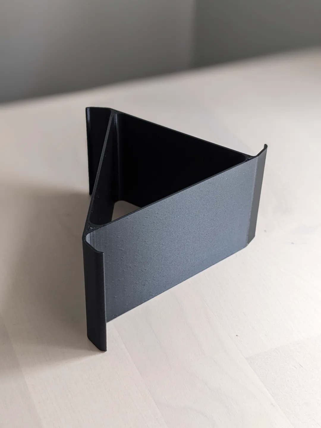 Minimal Phone Stand with 3 Angle Options, photo 2 of 4 - Minimal Phone Stand with 3 Angle Options Tools