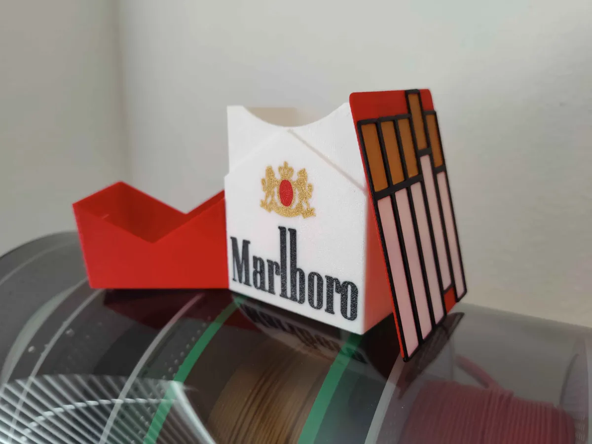 Marlboro TCG Deckbox with Cigarette Divider, photo 2 of 4 - Marlboro TCG Deckbox with Cigarette Divider Toys & Games