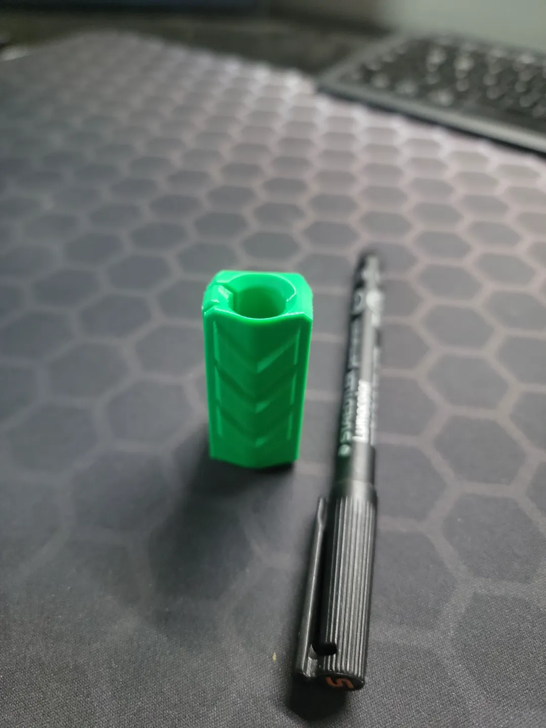 Pen cap holder for Staedtler permanent marker, photo 2 of 4 - Pen cap holder for Staedtler permanent marker Hobby & DIY