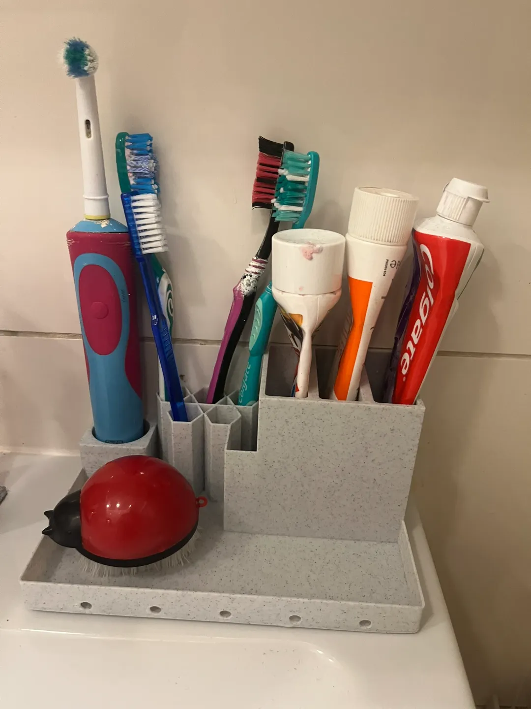 Bathroom organizer on washbasin for toothbrush etc, photo 3 of 3 - Bathroom organizer on washbasin for toothbrush etc Generative Art