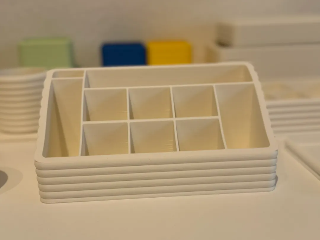 Make-Up Tray - Bathroom Set