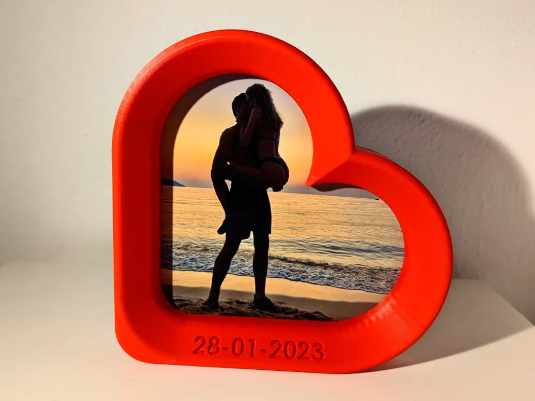 Heart-shaped photo frame