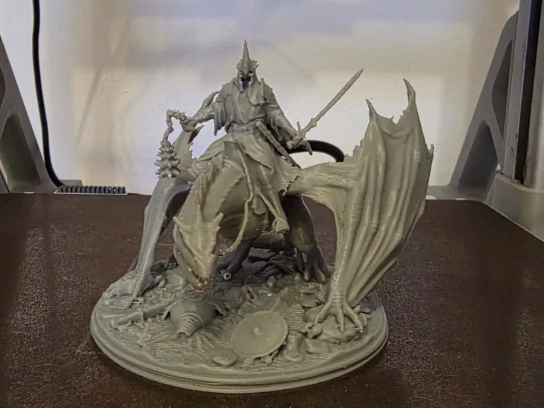 Witch King of Angmar on Fellbeast (Lotr)