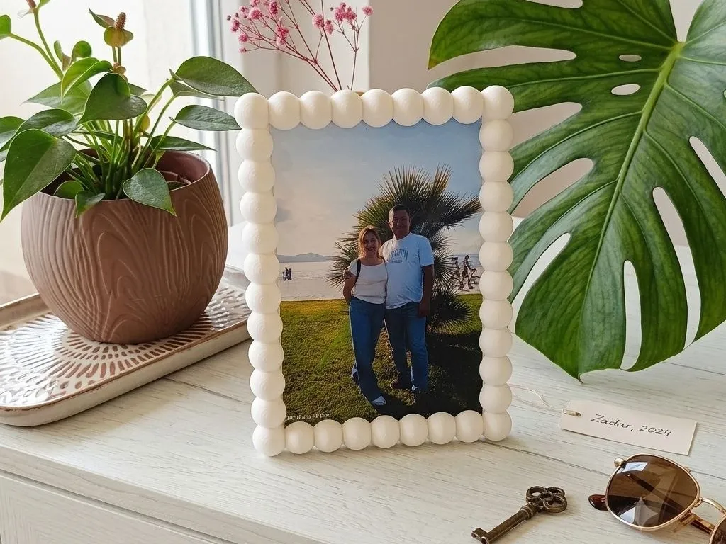 Pearl Bubble Picture Frame
