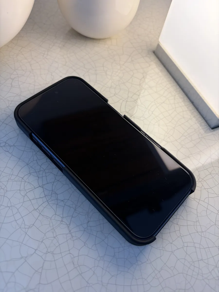 iPhone 17 Pro Max case, photo 2 of 4 - iPhone 17 Pro Max case Hobby & DIY