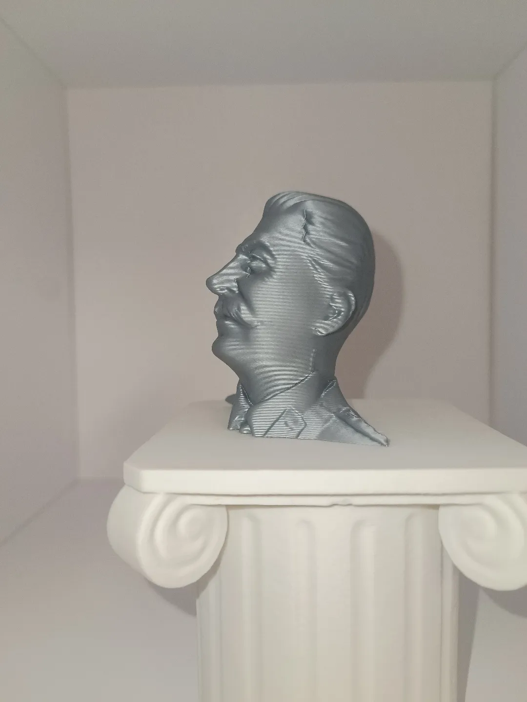 Bust of Joseph Stalin, photo 4 of 4 - Bust of Joseph Stalin Figurines & Collectibles