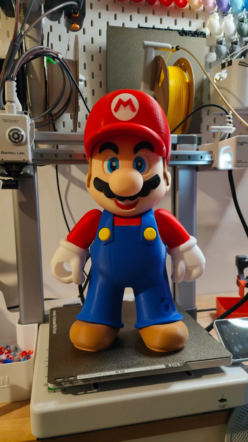 Lampe SUPER MARIO +30cm, photo 2 of 3 - Lampe SUPER MARIO +30cm Figurines & Collectibles