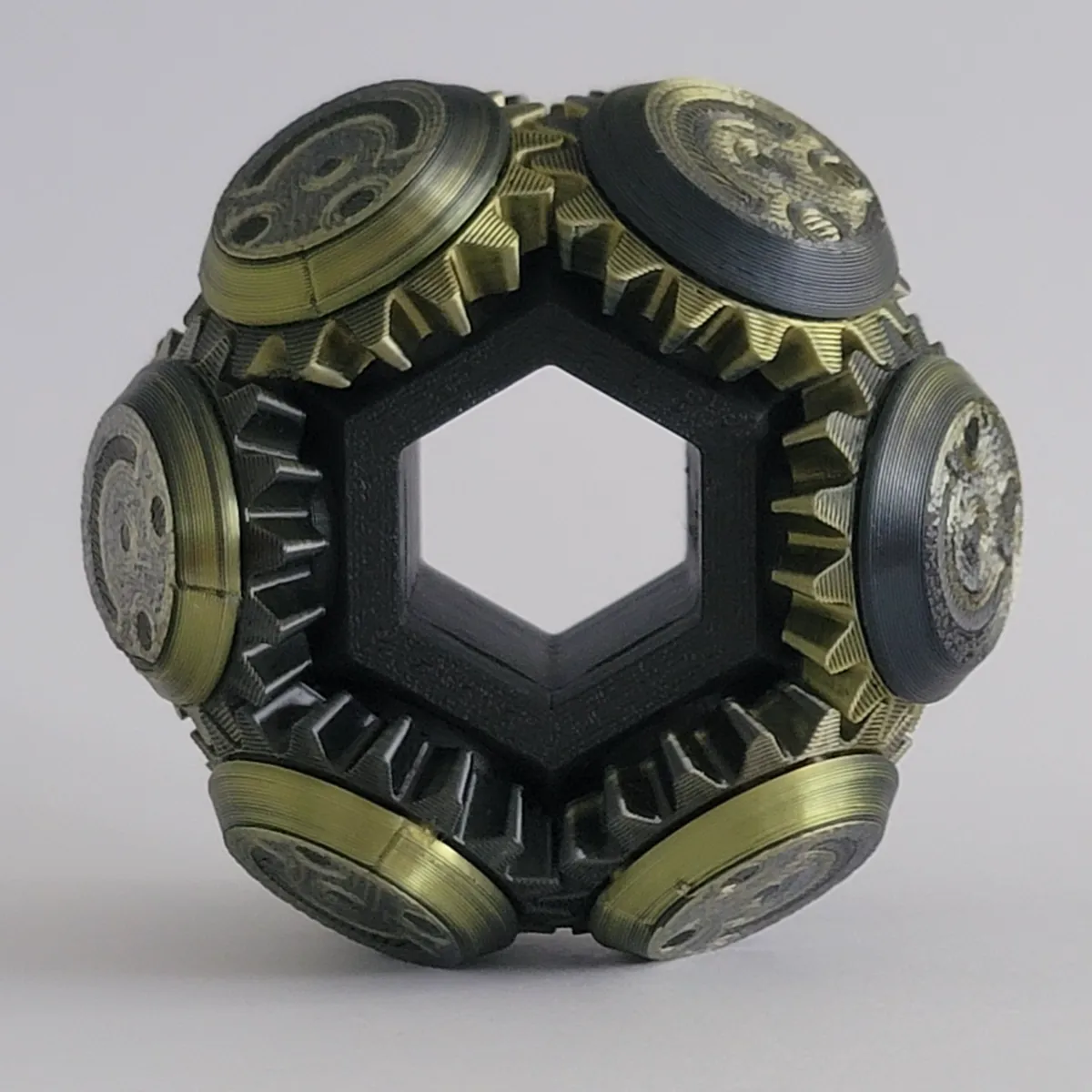 hYPER Fidget Toy - Beveled gear fidget spinner, photo 3 of 4 - hYPER Fidget Toy - Beveled gear fidget spinner Fidget & Sensory Toys