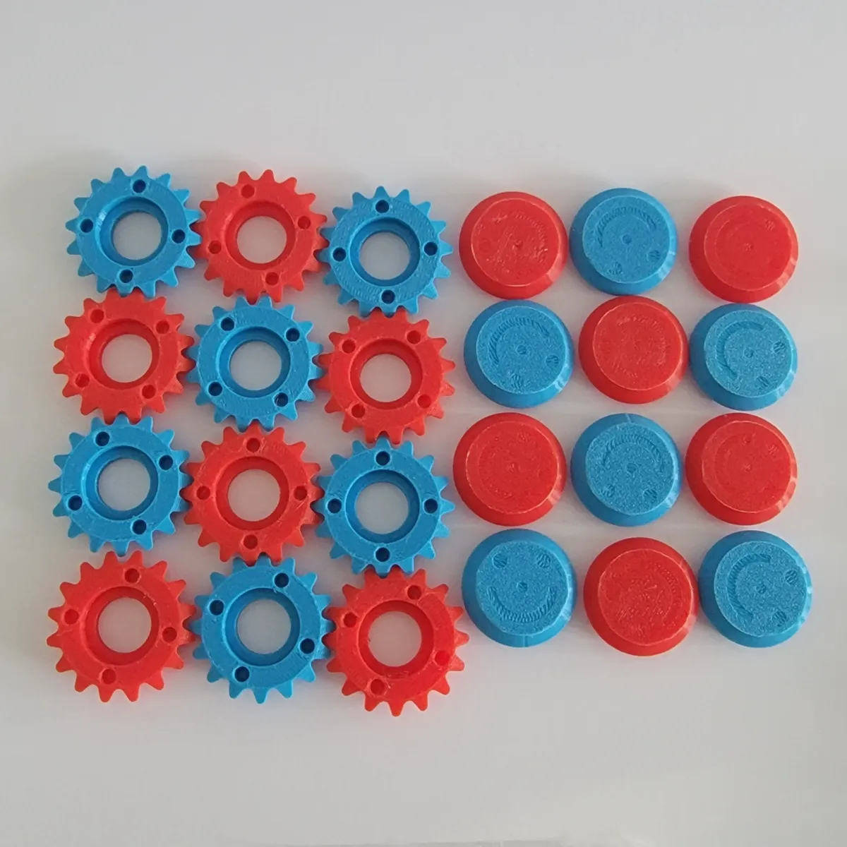 hYPER Fidget Toy - Beveled gear fidget spinner, photo 4 of 4 - hYPER Fidget Toy - Beveled gear fidget spinner Fidget & Sensory Toys