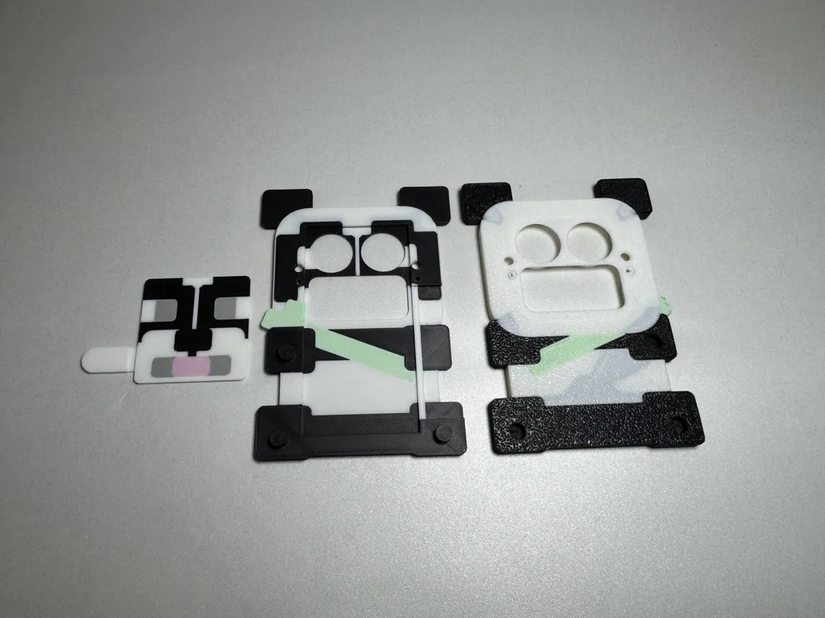 Realme GT8 Pro Minecraft Camera Cover, photo 2 of 4 - Realme GT8 Pro Minecraft Camera Cover Mobile & Device Accessories