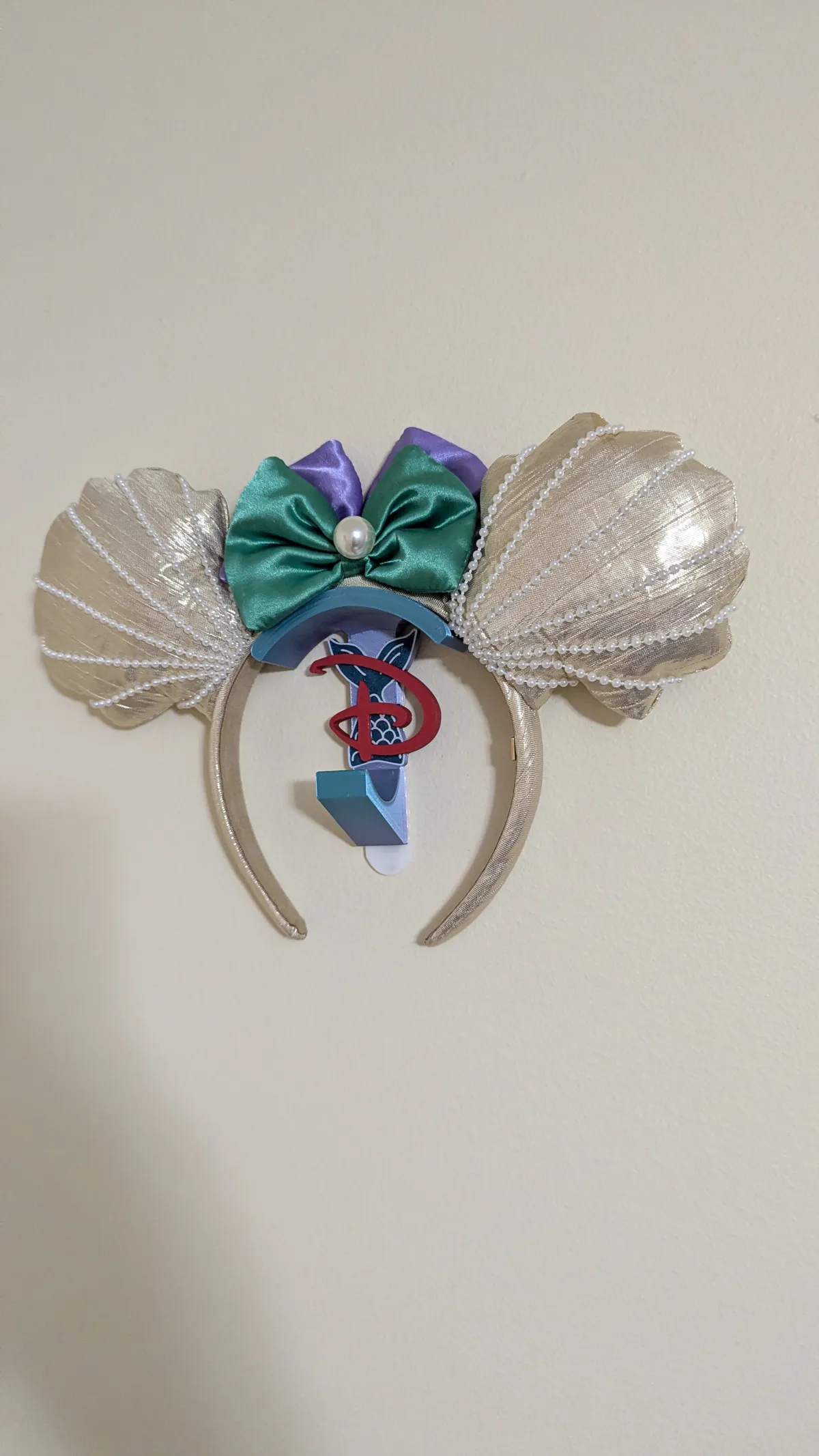 Little Mermaid Disney Bag & Ear Holder, photo 3 of 4 - Little Mermaid Disney Bag & Ear Holder Jewellery & Accessories