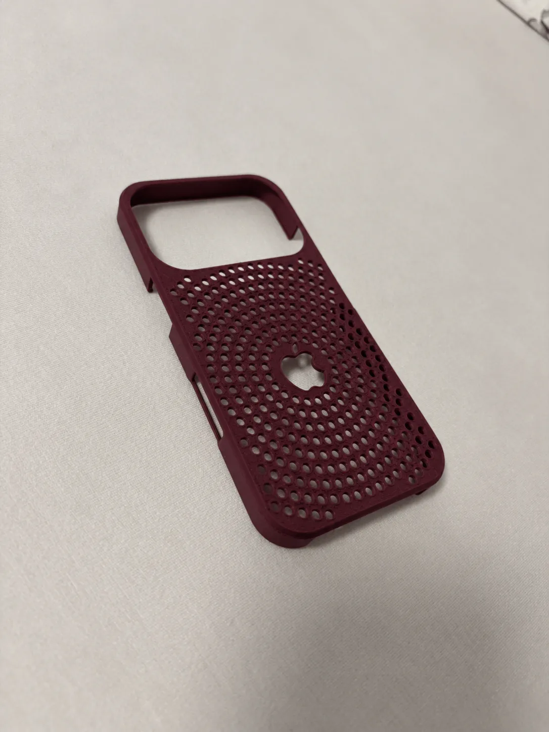 iPhone 18 Pro case, photo 4 of 4 - iPhone 18 Pro case Hobby & DIY