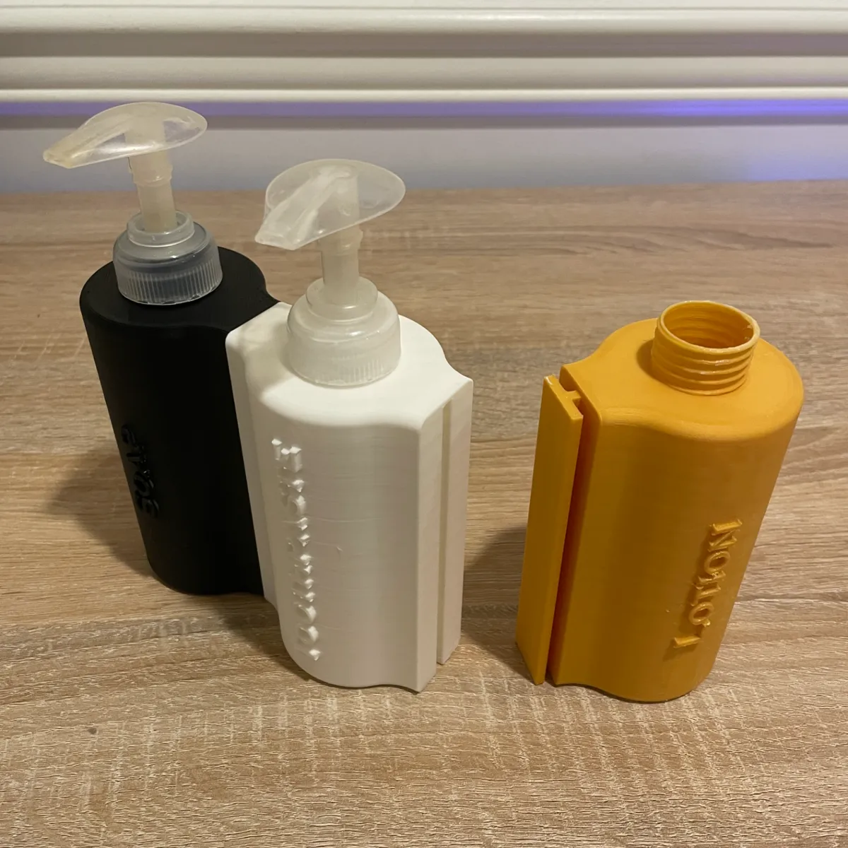Wall-mountable Modular Dispenser w/ Softsoap Pumps, photo 4 of 4 - Wall-mountable Modular Dispenser w/ Softsoap Pumps Storage & Organisation