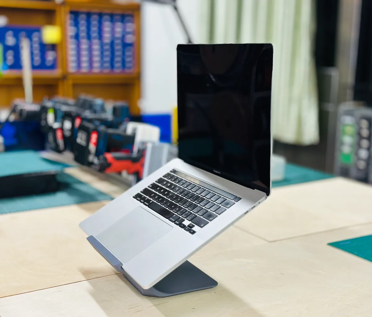Macbook Stand, photo 3 of 4 - Macbook Stand Mobile & Device Accessories