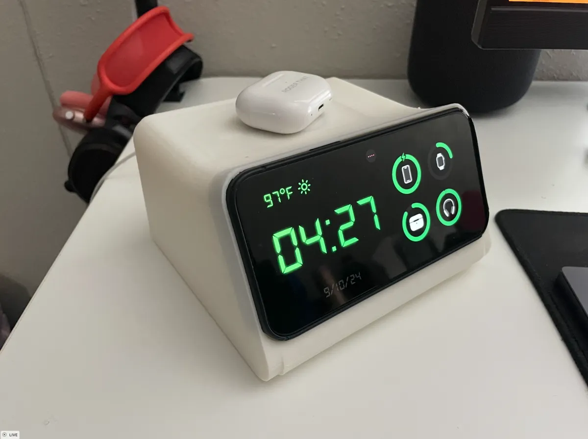 iPhone 15 Pro Max (case) Magsafe Duo DN42 Clock, photo 3 of 4 - iPhone 15 Pro Max (case) Magsafe Duo DN42 Clock Mobile & Device Accessories