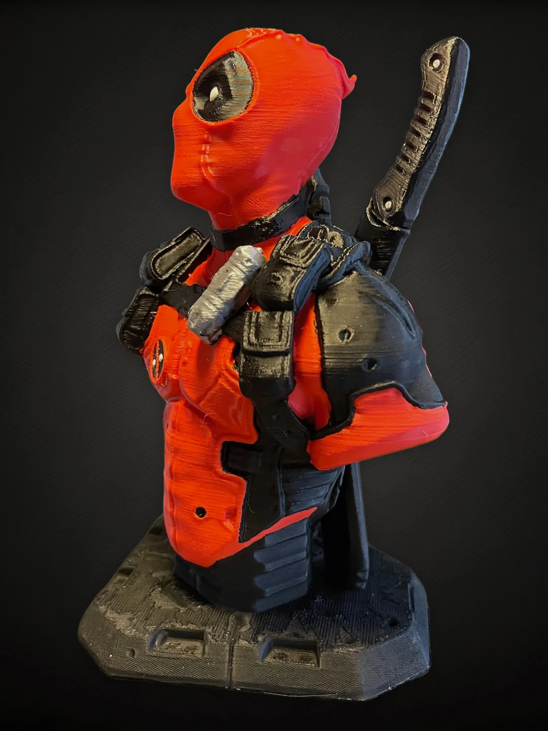 Deadpool bust ( with removable swords ), photo 2 of 4 - Deadpool bust ( with removable swords ) Art