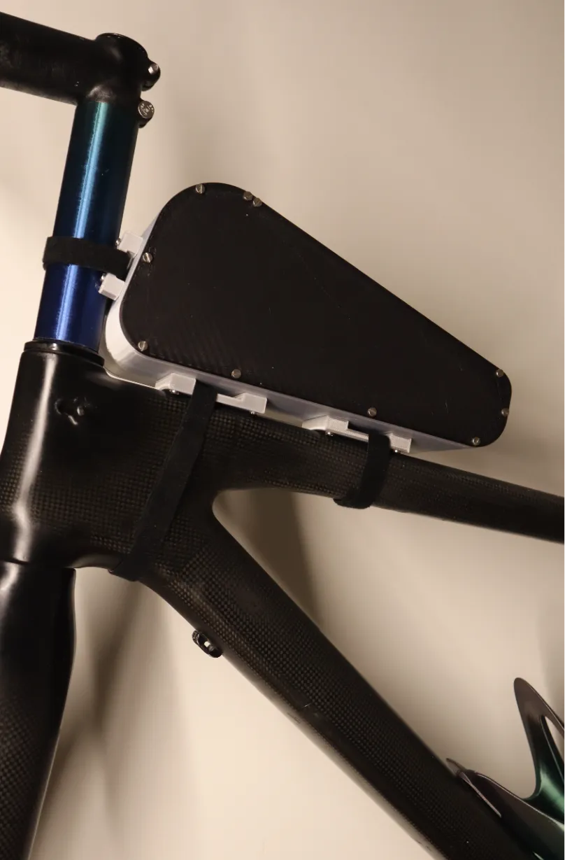 Bike storage tank with lock - Bicycle Wall Hooks & Stands, in stock