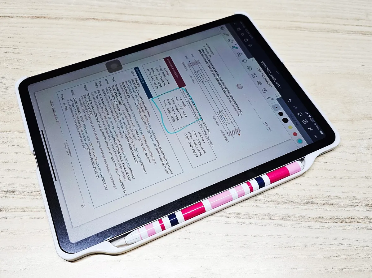 iPad Pro 1st gen Slim Case with Pencil Holder - Other Hobby & DIY, in stock in India
