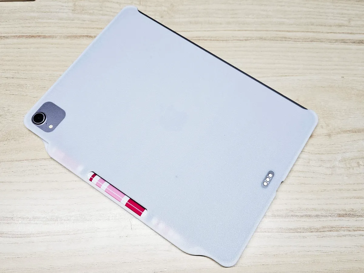 iPad Pro 1st gen Slim Case with Pencil Holder, photo 2 of 4 - iPad Pro 1st gen Slim Case with Pencil Holder Hobby & DIY