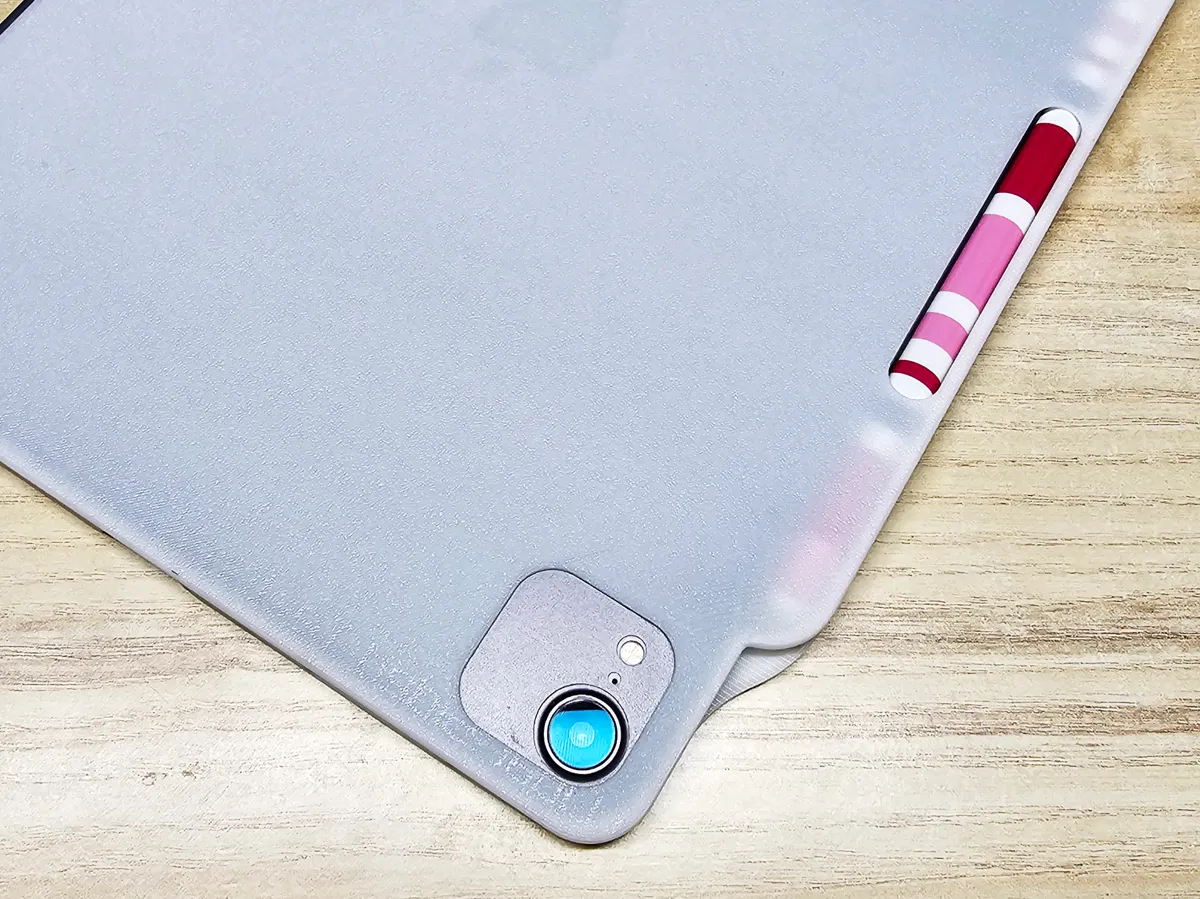 iPad Pro 1st gen Slim Case with Pencil Holder, photo 3 of 4 - iPad Pro 1st gen Slim Case with Pencil Holder Hobby & DIY