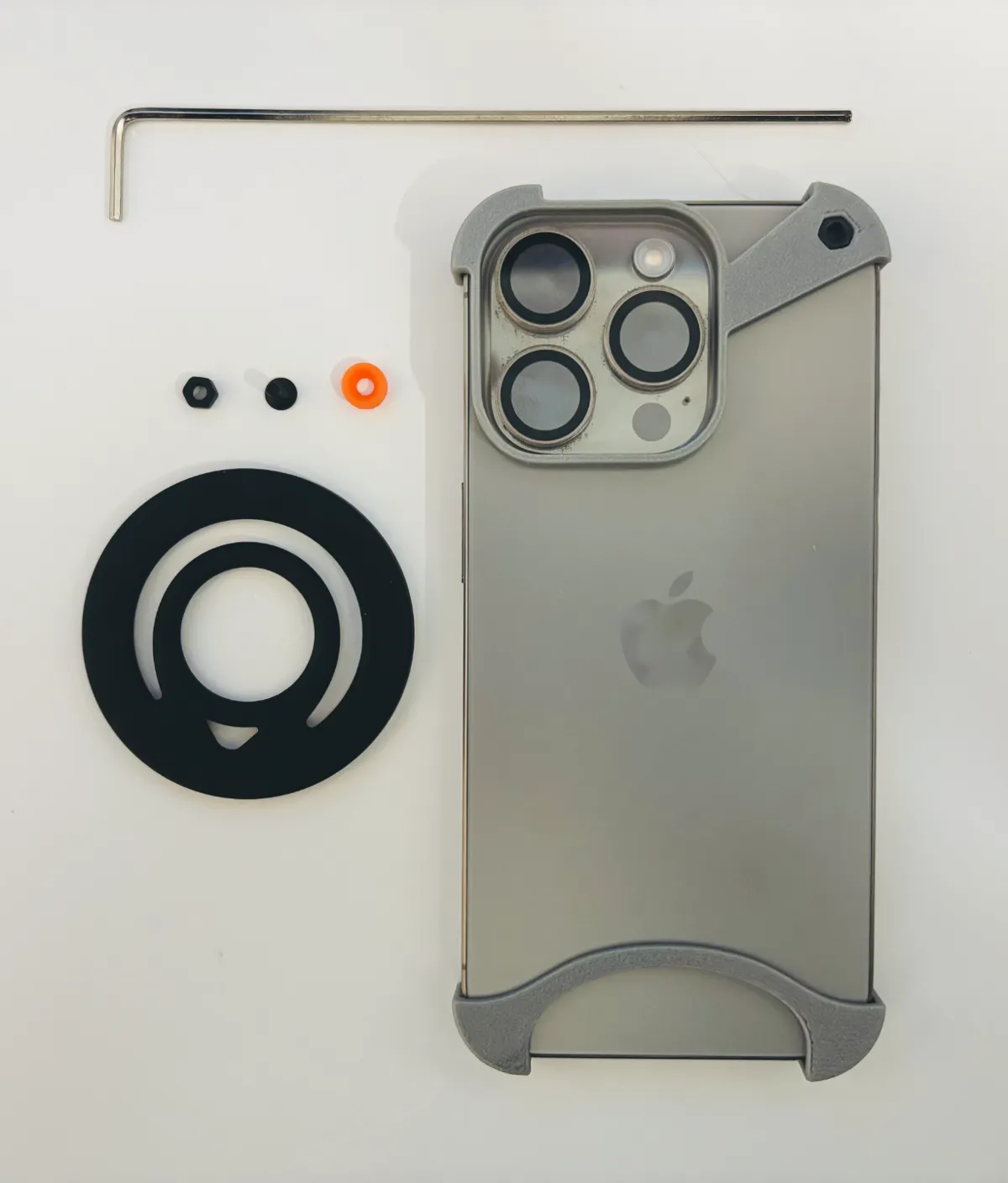 iPhone 15 Pro Minimalist Bumper Case - Electronics, in stock in India