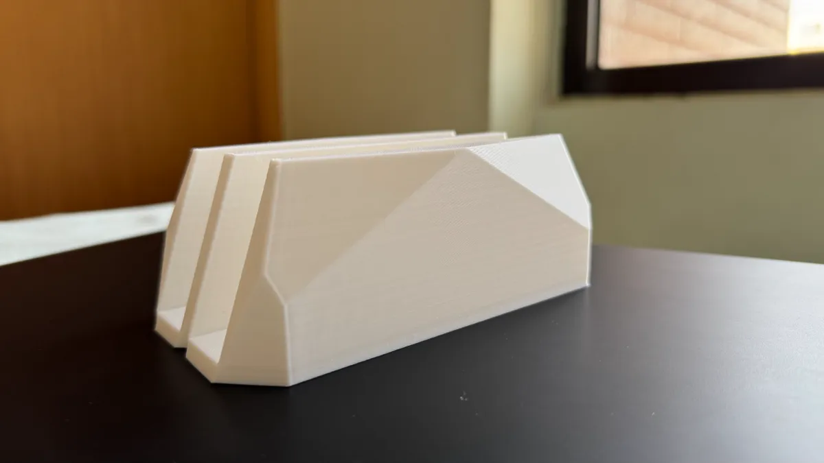 Vertical laptop stand duo, photo 4 of 4 - Vertical laptop stand duo Mobile & Device Accessories